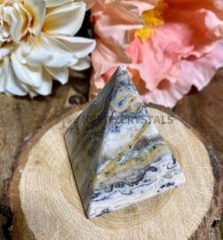 Kalcit zebrový pyramída 4,5cm